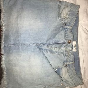 Medium wash jean skirt